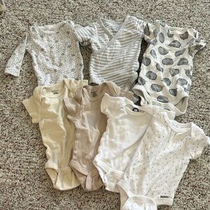 Gerber Gray and White Baby Bodysuits Set
